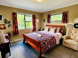 Dora's Comfortable Homestay in Hamilton