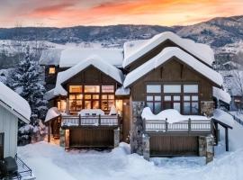 Chalet Couloir, hotel v mestu Steamboat Springs