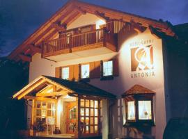 Hotel Antonia, hotell i Oberammergau