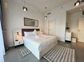 Americana Cove - Elegant 1BR Apartment in Al Reem Near Reem Mall