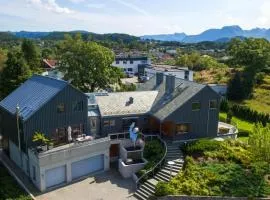 Pet Friendly Home In Ålesund