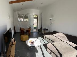 Maison plain-pied Tarbes, holiday home in Tarbes