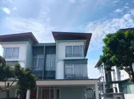 Cozy House in Kajang