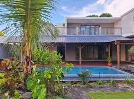 3 bedrooms -swimming pool- fully equipped kitchen