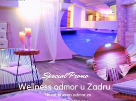 Hotel Delfin, hotell i Zadar