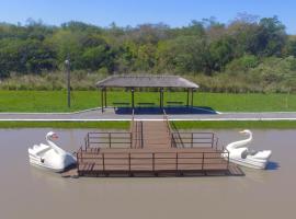 Hotel Campestre Ñemity, hotel di Yataity