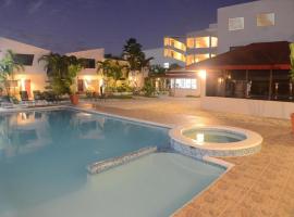 Hotel Tropicana Santo Domingo, hotel with parking in La Viva