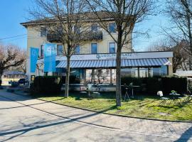 Rayers Boutique-Hotel, cheap hotel in Oberrotweil