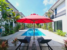 KRAAM VILLAS, pet-friendly hotel in Thalang