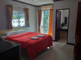 Elba Bella Guest House, B&B in Patong Beach