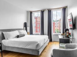 The Phenix Historic DTWN Hotel, King Bed Room #300, pet-friendly hotel in Bangor