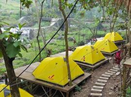 Nyiak Tanjuang camp area, hotell sihtkohas Arcamanik
