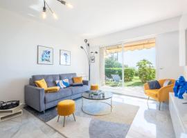 RARE! Exquisite 2-bd Apartment Facing the Sea، فندق في كان