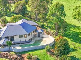 Byron Bay Hinterland Breeze 2bed & pool, hotel in Coopers Shoot