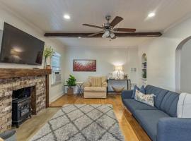 Cozy Getaway in Central Provo, cottage in Provo