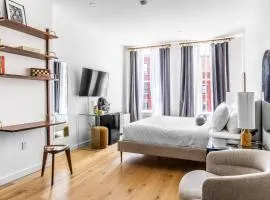 The Phenix Historic Hotel, King Bed, Room # 302