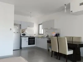 Lovely room at Benny's apartment