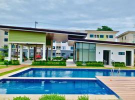 Plumera Condominium Nearest to Airport, Mall and School, khách sạn có hồ bơi ở Lapu Lapu City
