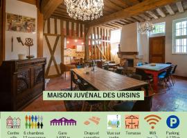 Maison Juvénal des Ursins, hôtel à Troyes