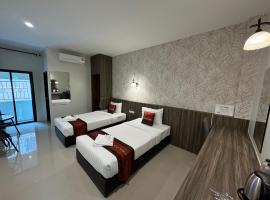 THE HUB SURATTHANl, hotel cerca de Aeropuerto de Surat Thani - URT, Surat Thani