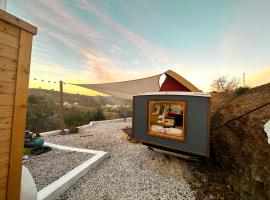 Romantic accommodation - Hottub & Sauna, luxury tent in Almogía