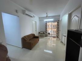 Sri Sai 3 BHK Home โรงแรมที่มีที่จอดรถในKelambākkam