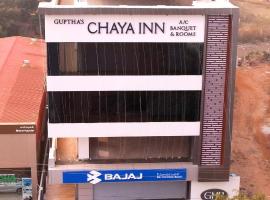 Chaya Inn, hotel i Vikārābād