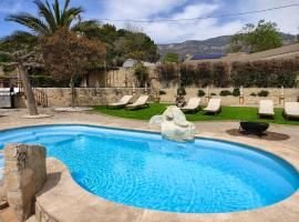 8 bedrooms villa with private pool enclosed garden and wifi at Alforja, hotel in Alforja