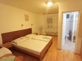 HannaH - Relax dom pod orechom I1