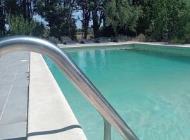 Chambre chez l'habitant les garrigues, Hotel in Piolenc