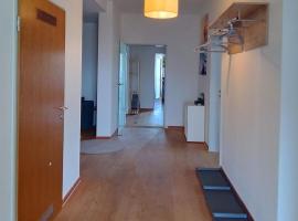 MitZeit 5-154 qm Inklusive Terrasse und Parkplätze, apartment in Augsburg