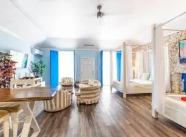 Studio Palms BC