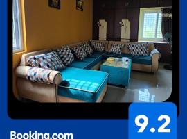 Duplex house homestay near Vijayawada, Tadepalli, hotel en Vijayawāda