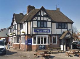 The Airman, Hotel in Feltham