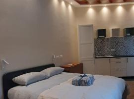 Casa Stella, hotel in Genzano di Roma