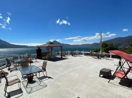 Atitlan Inn, hotel in Jucanyá