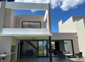 Lago Santa Ana, Hotel in Santa Ana