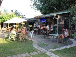 Old Bells Hostel, hotel in Santa Ana