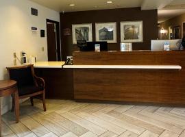 Best Western PLUS Hannaford Inn & Suites, romantic hotel in Cincinnati