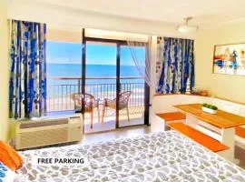 New ! Unique Renovated Oceanfront Condo -Free parking - Amazing pools & Views