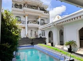 Villa Istanaku