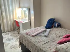 Quarto em casa familiar