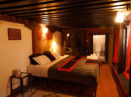 Hira Guest House, hotel a Patan