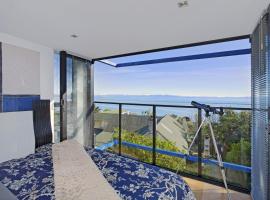 Coastal Escape, hotel with parking in Nelson