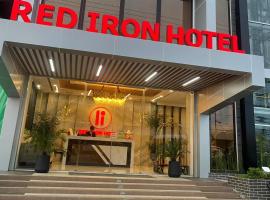 Red Iron Hotel, hotell i Calbayog