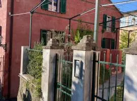 IL PERGOLATO con parcheggio privato