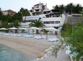 Beach Villa Bozikovic, guest house in Podstrana