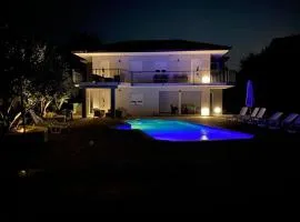 House Aronija with Swimming Pool
