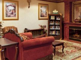Country Inn & Suites by Radisson, Hot Springs, AR، فندق في هوت سبرنغز
