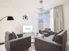 Aliving Luxury 3BR Villa With Maid Room Damac Hills 2